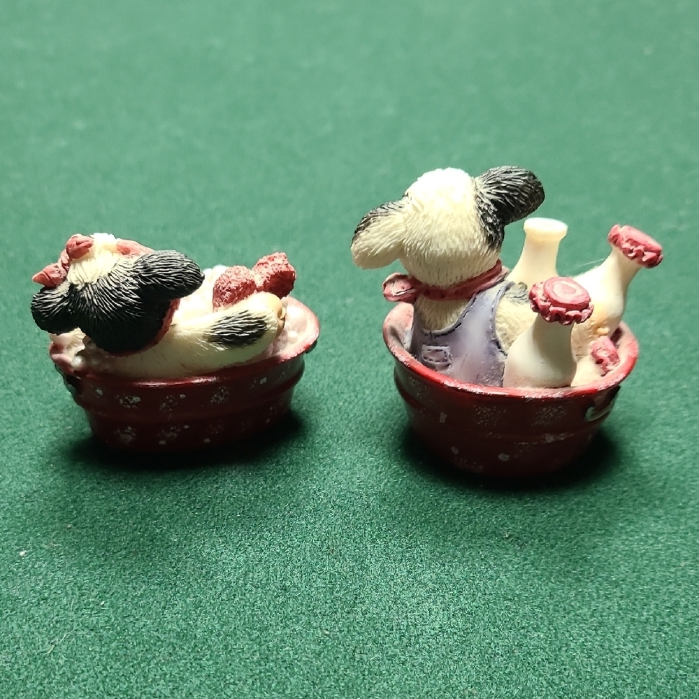 Mary's Moo Moos. Charming Cow Figurines with Heart Accents - Picture 3 of 3